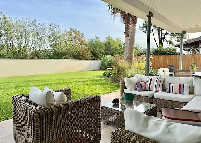 Plain Air Piscine Chauffee A Minute De L'eau Villa